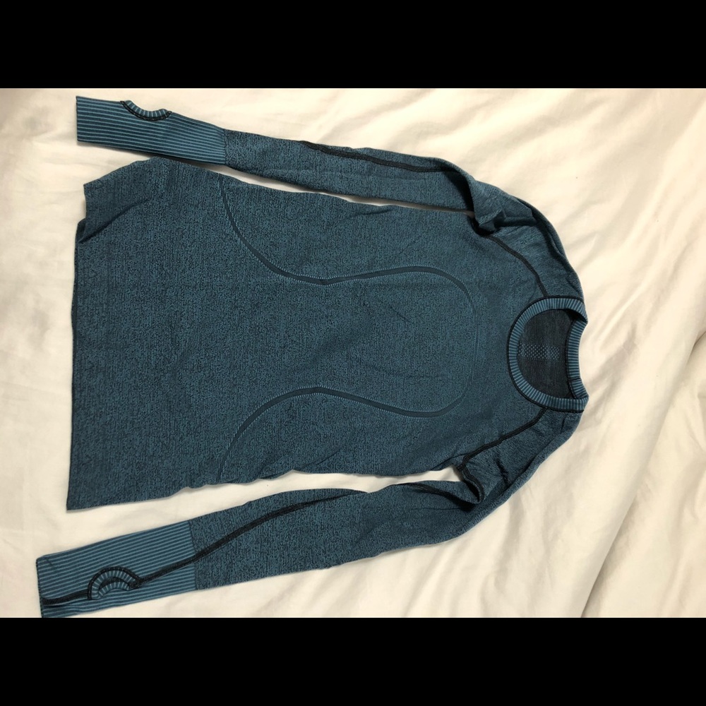 Lululemon Swiftly Tech Long Sleeve Size 4